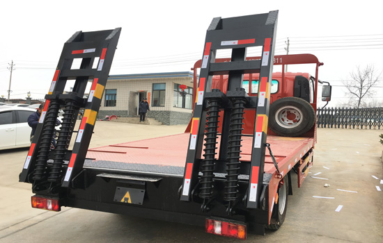 【國(guó)五 上藍(lán)牌】凱馬平板車 【國(guó)五 上藍(lán)牌】凱馬平板車