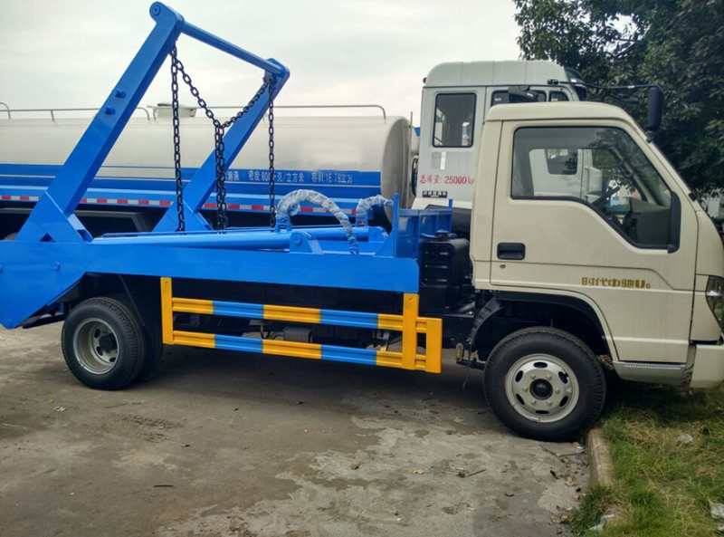 福田時(shí)代型擺臂式垃圾車(chē) 福田時(shí)代型擺臂式垃圾車(chē)