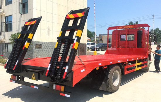 【國五】柳汽單橋平板運輸車