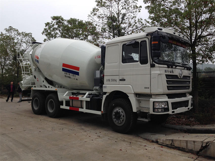 陜汽德龍12方水泥攪拌車(chē) 陜汽德龍12方水泥攪拌車(chē)