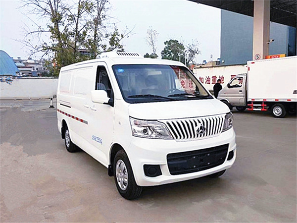 長安睿行M80面包冷藏車 長安睿行M80面包冷藏車