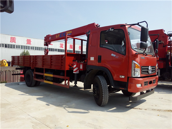 國五東風玉虎6.3噸隨車吊 國五東風玉虎6.3噸隨車吊