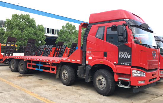 【國(guó)五】解放J6前四后八平板車(chē)