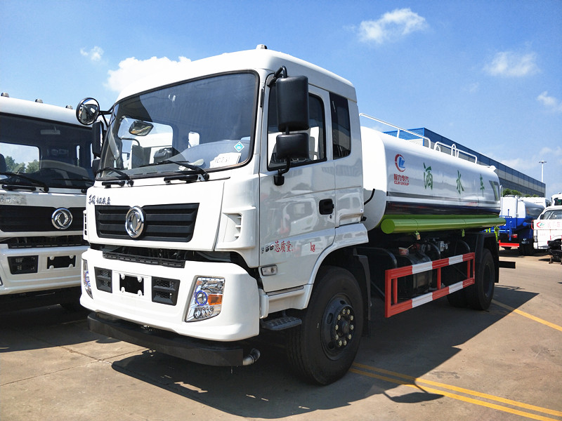 東風專底仿天錦灑水車