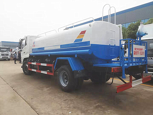 東風(fēng)新款天錦KS灑水車