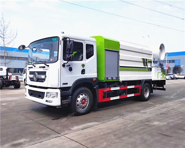 東風(fēng)多利卡D9抑塵車