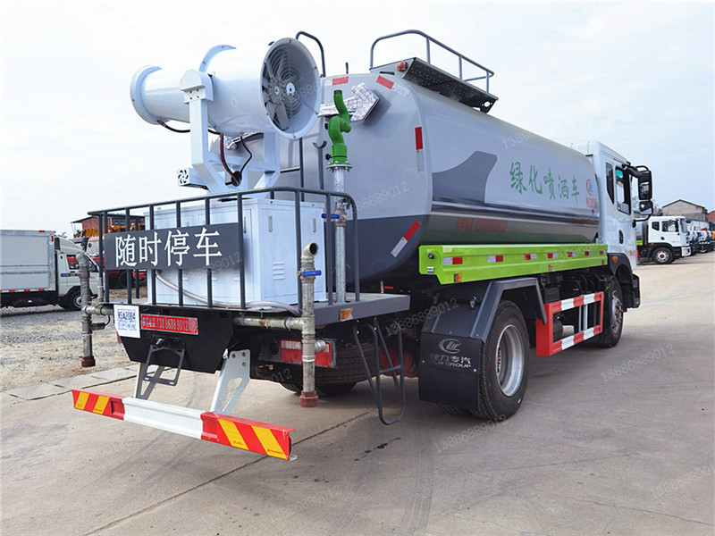 國(guó)六東風(fēng)多利卡15噸霧炮車