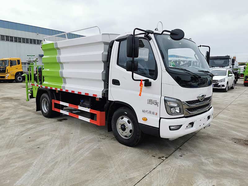 福田時(shí)代領(lǐng)航霧炮抑塵車