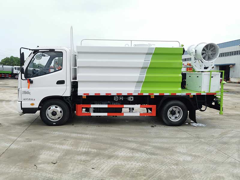 福田時(shí)代領(lǐng)航霧炮抑塵車
