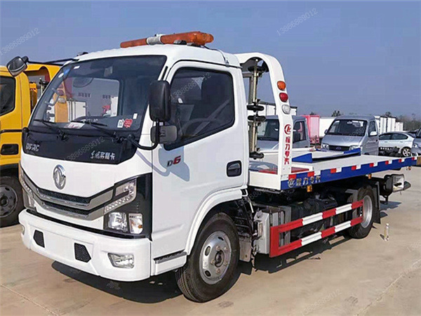 東風(fēng)多利卡一拖二藍(lán)牌清障車(chē)