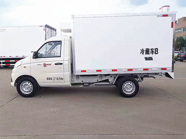 福田祥菱國(guó)六藍(lán)牌冷藏車(chē)