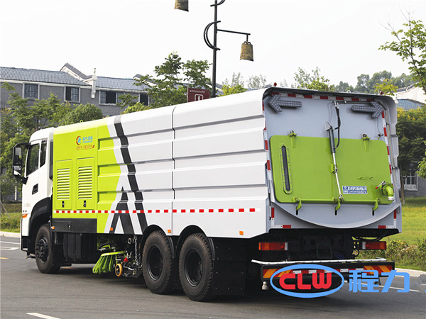 江鈴凱銳8方洗掃車 江鈴凱銳8方洗掃車